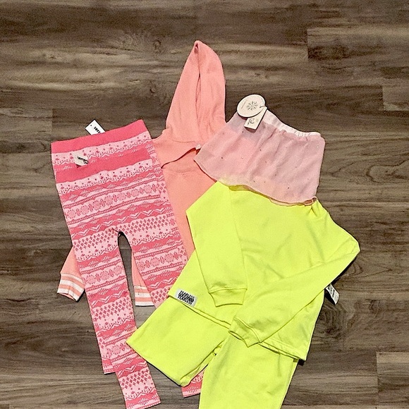 Girls medium hoodies & pants 6-pc bundle retail $185 - Picture 7 of 7